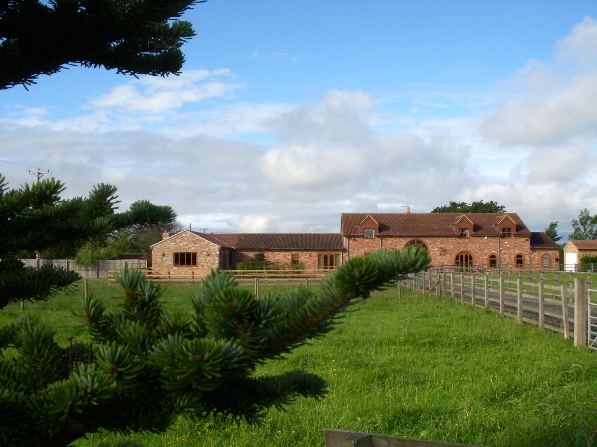 The Stables At The Vale Bed & Breakfast Yarm Exterior photo